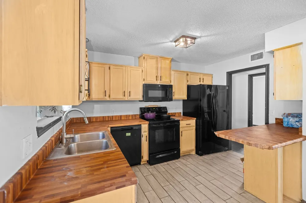235 Hickory Street Blossom, TX 75416