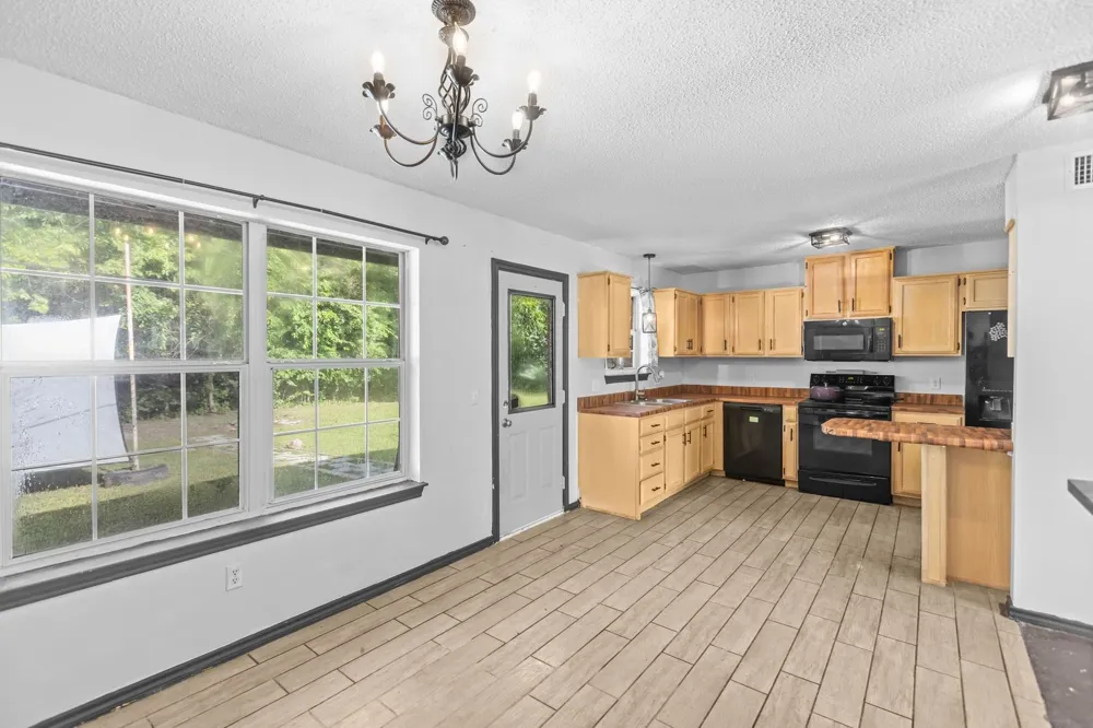 235 Hickory Street Blossom, TX 75416