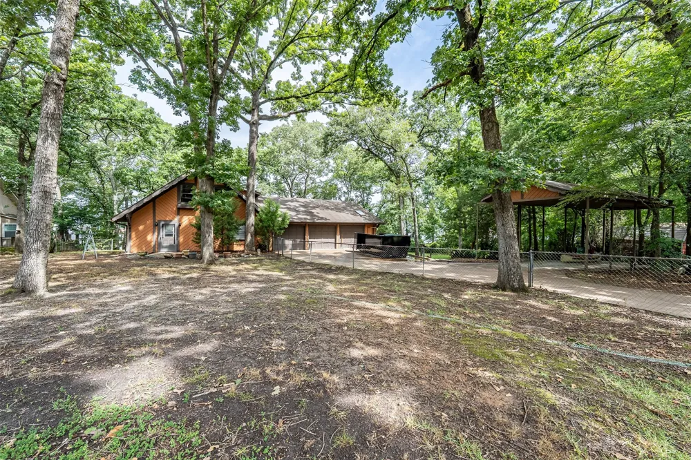 20862 Bay Shore Drive Flint, TX 75762