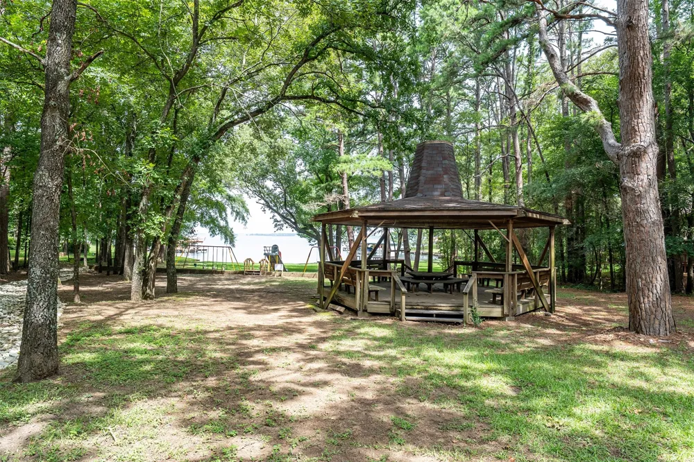 20862 Bay Shore Drive Flint, TX 75762