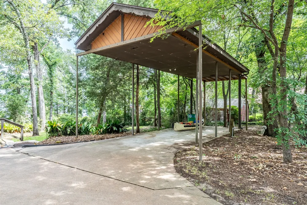 20862 Bay Shore Drive Flint, TX 75762