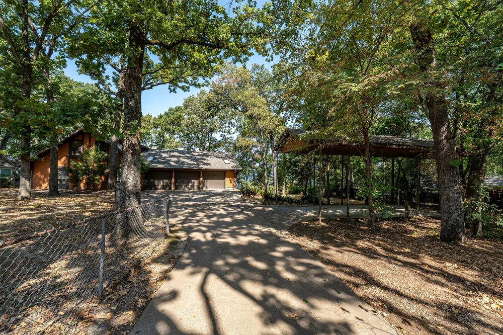 20862 Bay Shore Drive Flint, TX 75762