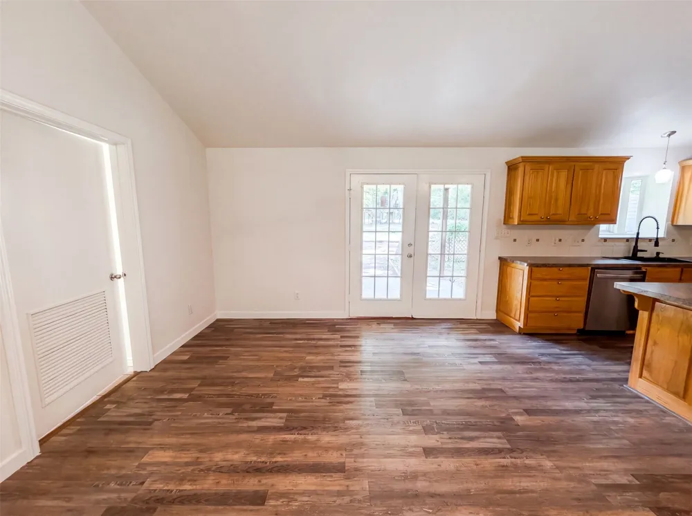205 Private Road 6980 Alba, TX 75410