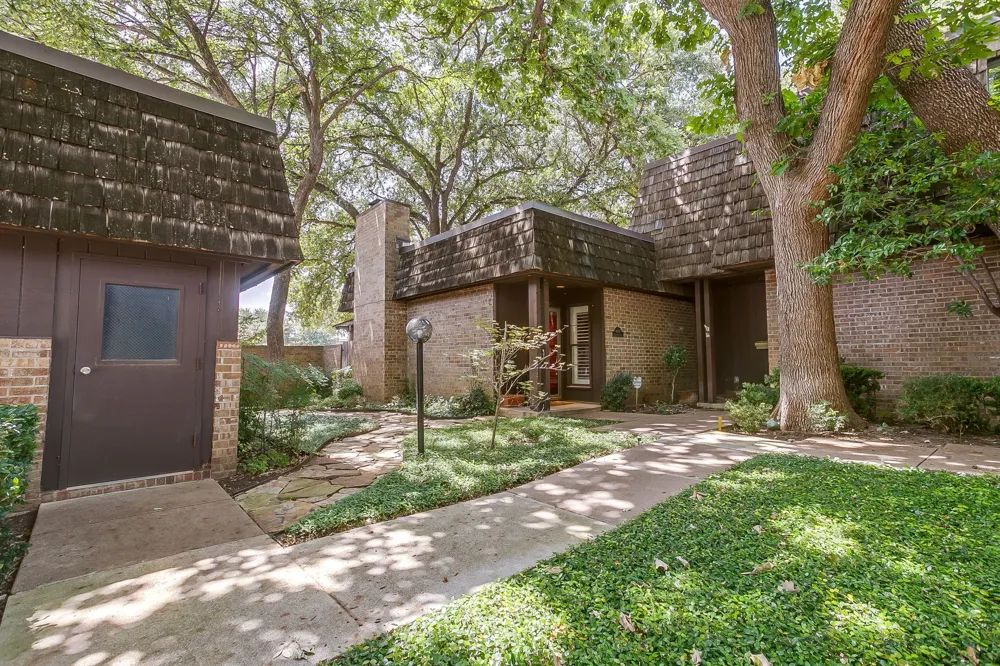 4414 Glenwood Court Fort Worth, TX 76109