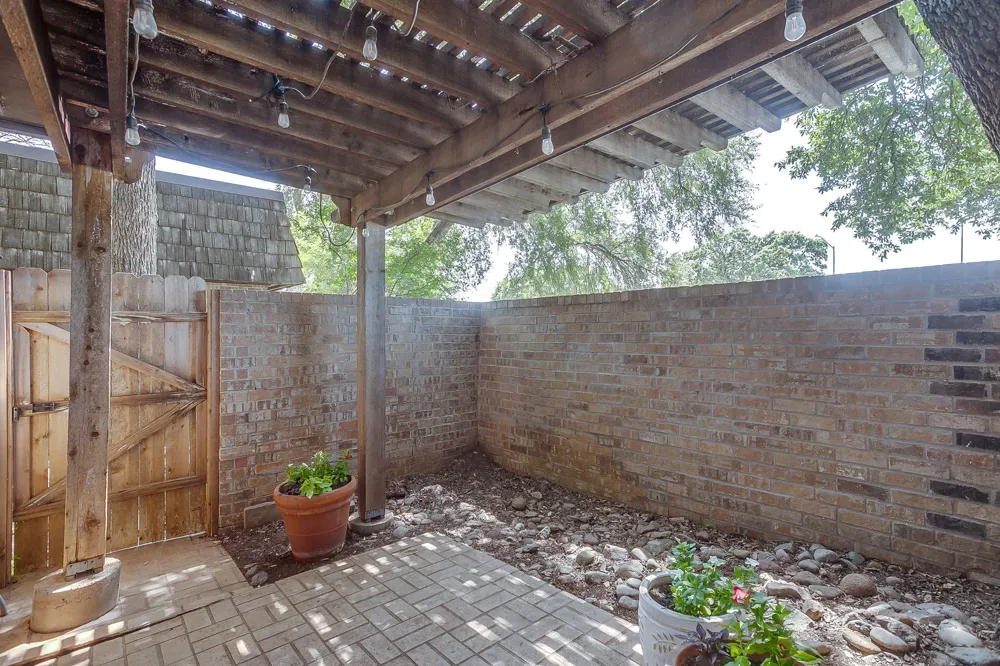 4414 Glenwood Court Fort Worth, TX 76109