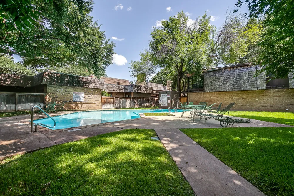4414 Glenwood Court Fort Worth, TX 76109