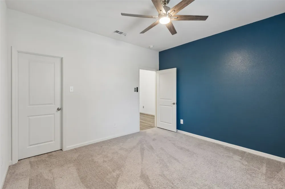 409 Stone Creek Boulevard Glenn Heights, TX 75154