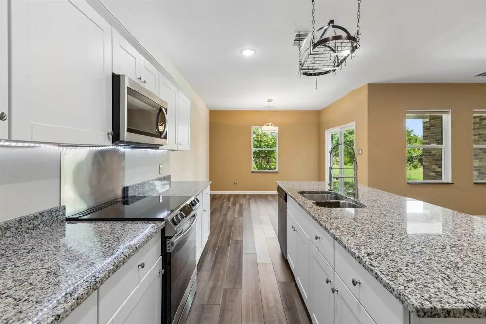 409 Stone Creek Boulevard Glenn Heights, TX 75154
