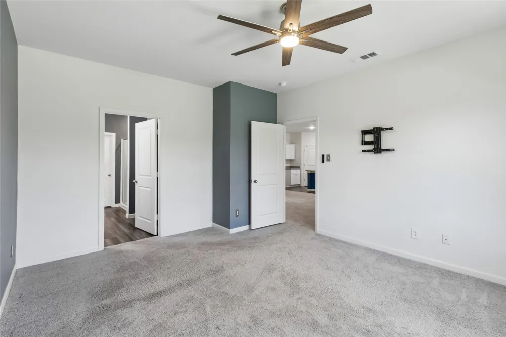 409 Stone Creek Boulevard Glenn Heights, TX 75154