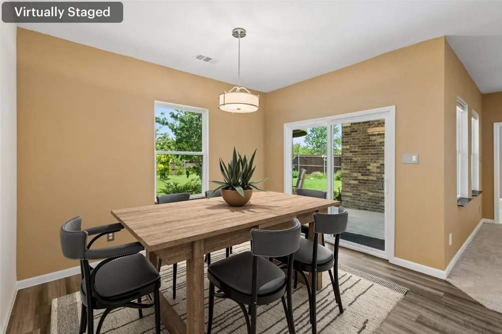409 Stone Creek Boulevard Glenn Heights, TX 75154