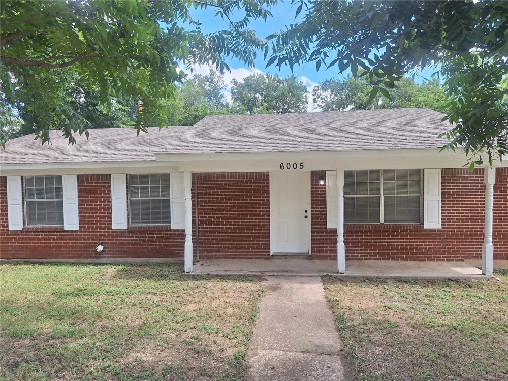 6005 Barry Drive Watauga, TX 76148