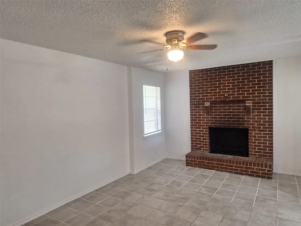 6005 Barry Drive Watauga, TX 76148