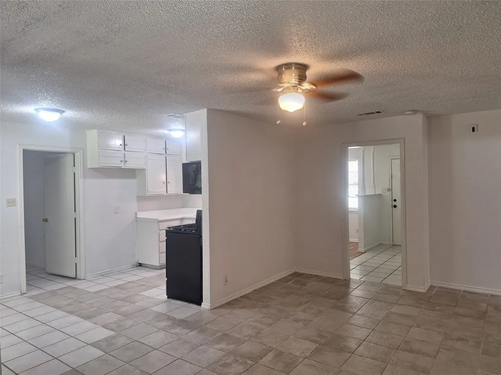 6005 Barry Drive Watauga, TX 76148