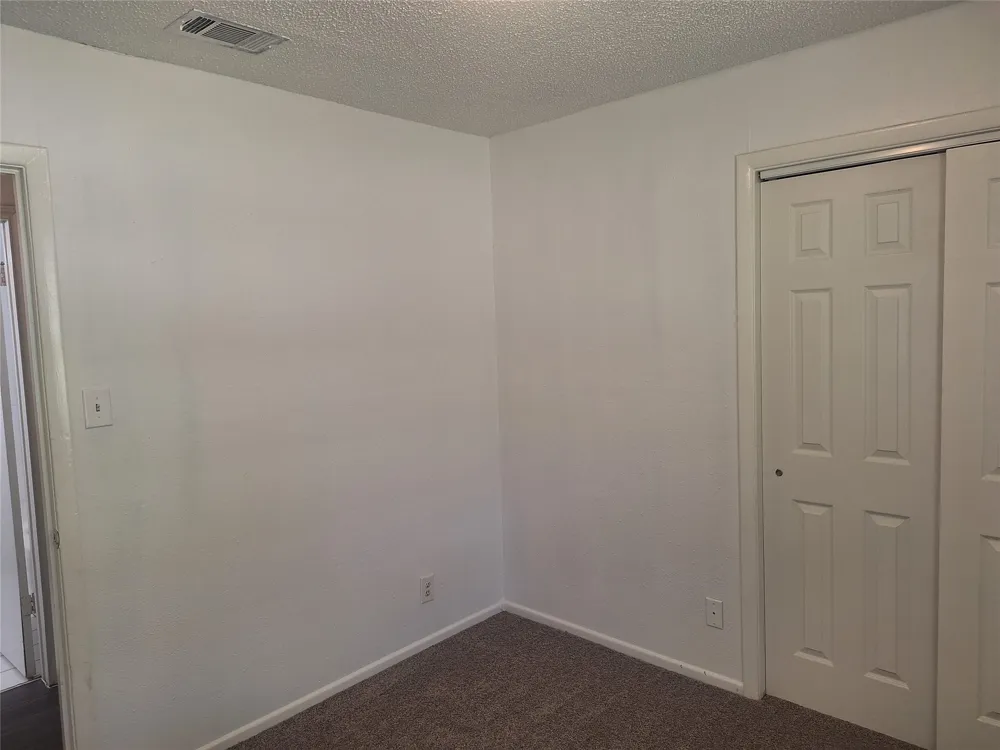 6005 Barry Drive Watauga, TX 76148