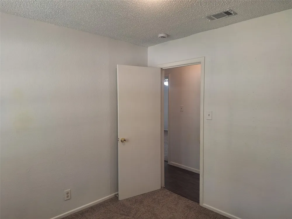 6005 Barry Drive Watauga, TX 76148