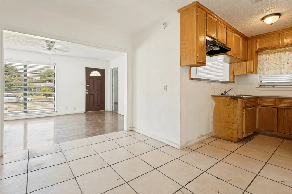 11515 Abston Lane Dallas, TX 75218