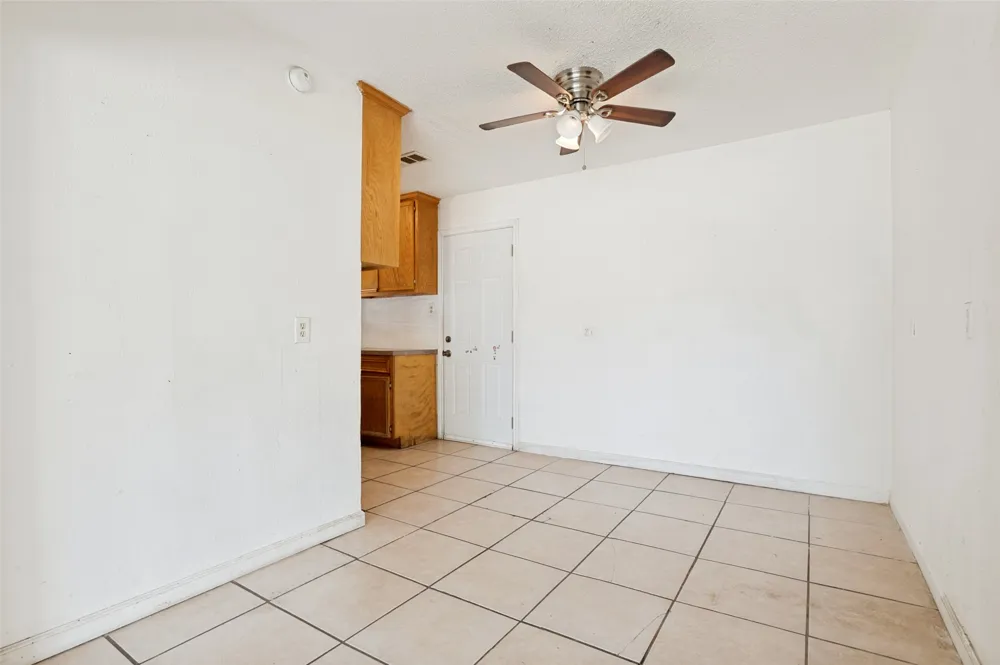 11515 Abston Lane Dallas, TX 75218