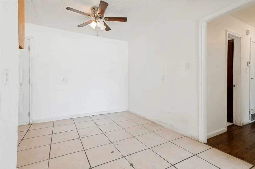 11515 Abston Lane Dallas, TX 75218