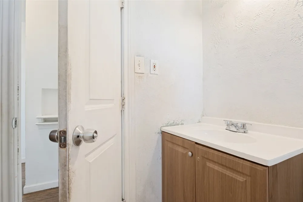 11515 Abston Lane Dallas, TX 75218