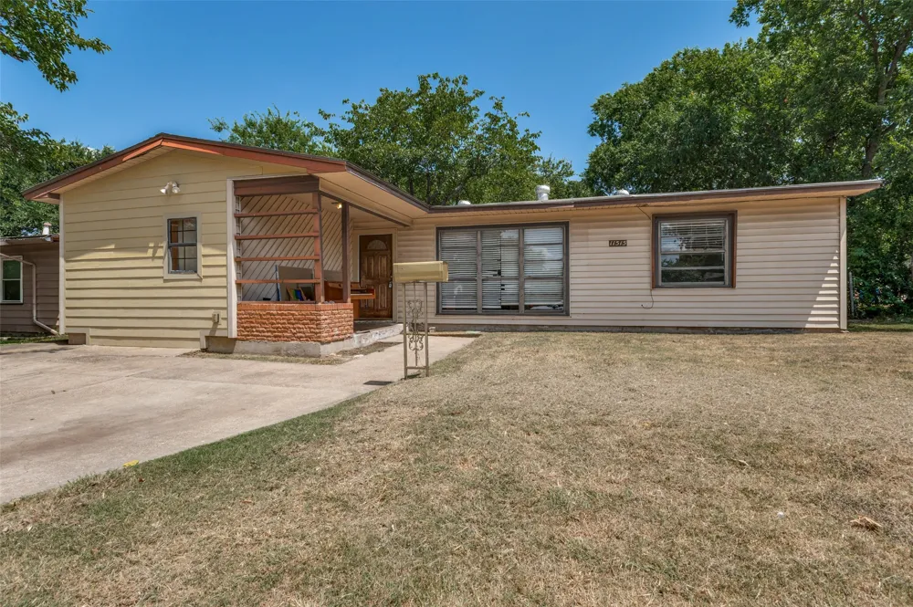 11515 Abston Lane Dallas, TX 75218