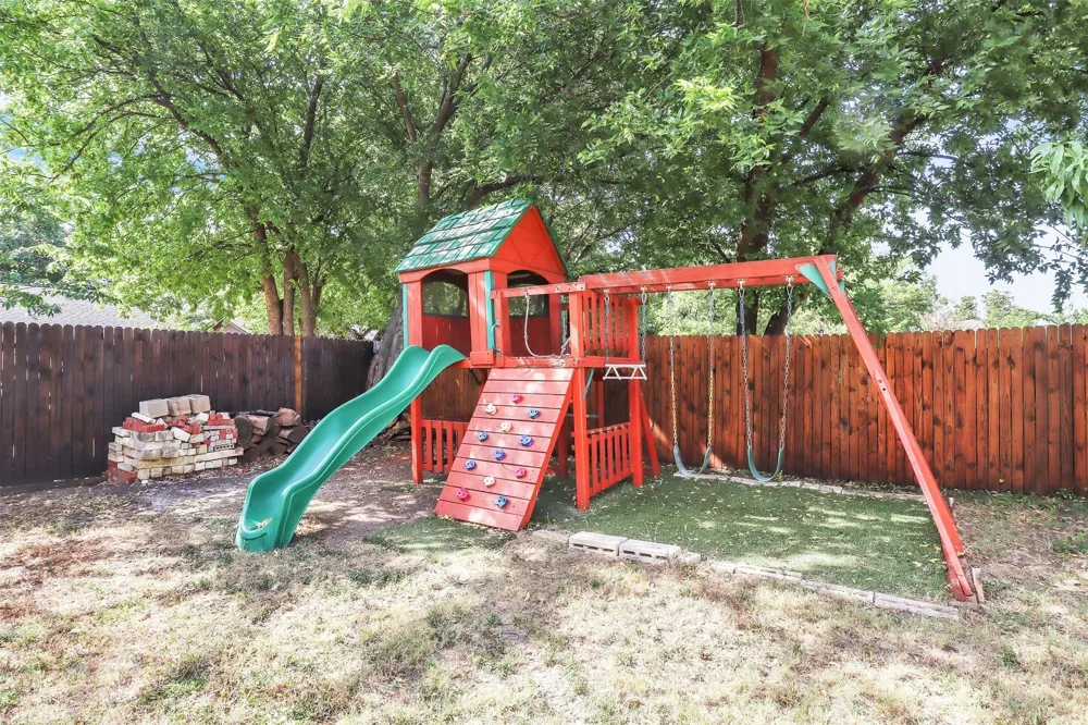 6921 Windy Hill Road Forest Hill, TX 76140