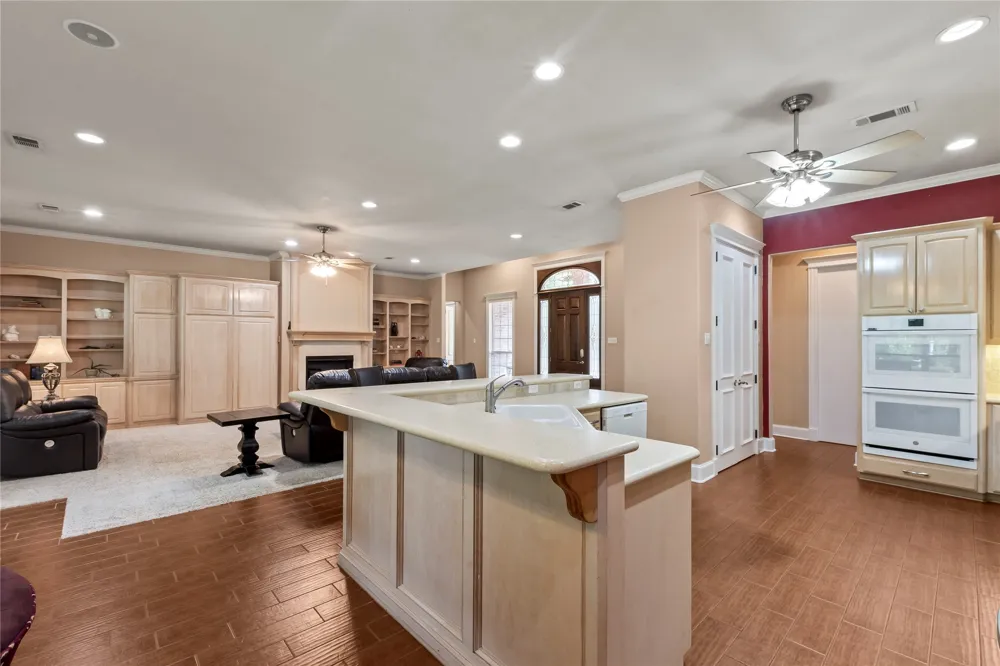 10776 Legg Drive Kemp, TX 75143