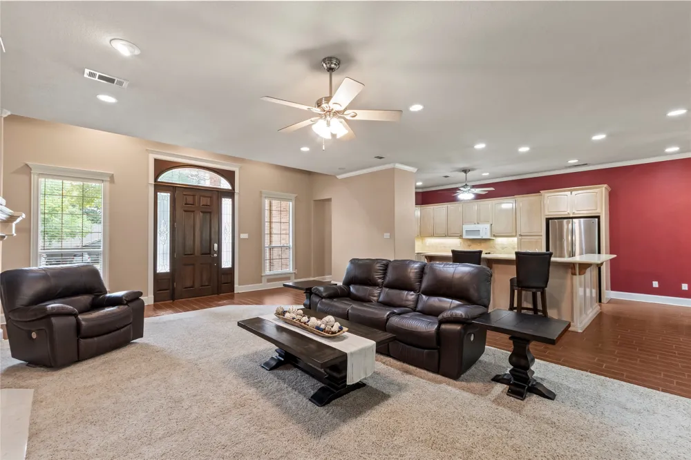 10776 Legg Drive Kemp, TX 75143