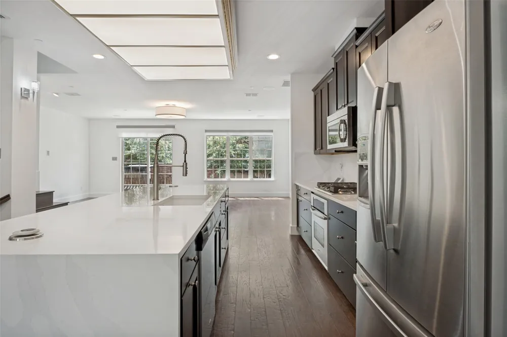 3906 Asbury Lane Addison, TX 75001