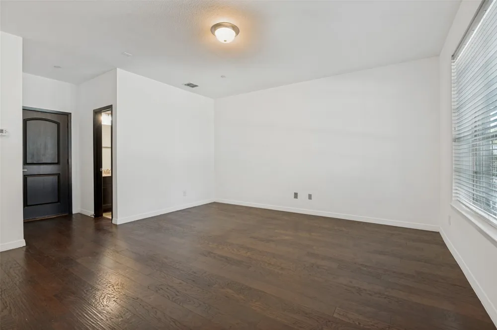3906 Asbury Lane Addison, TX 75001