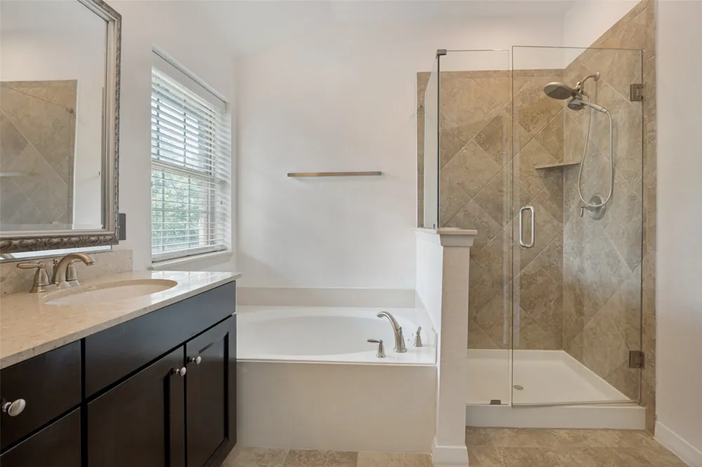 3906 Asbury Lane Addison, TX 75001