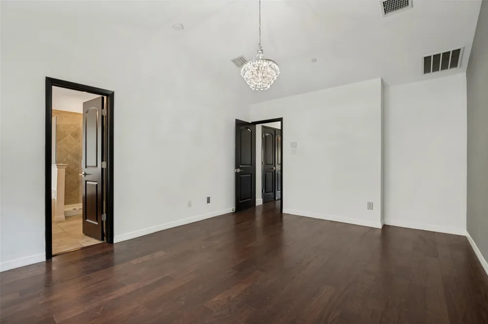 3906 Asbury Lane Addison, TX 75001