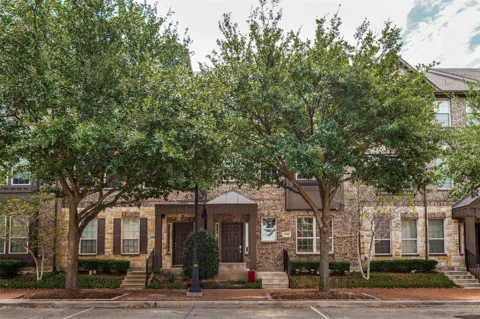 3906 Asbury Lane