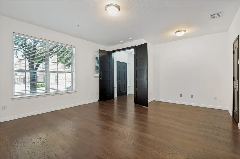 3906 Asbury Lane Addison, TX 75001