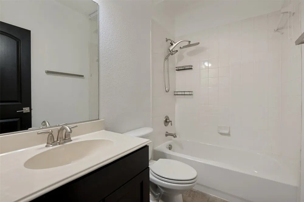3906 Asbury Lane Addison, TX 75001
