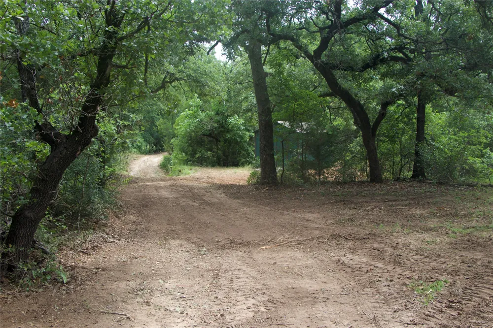 1309 County Road 1895 Sunset, TX 76270