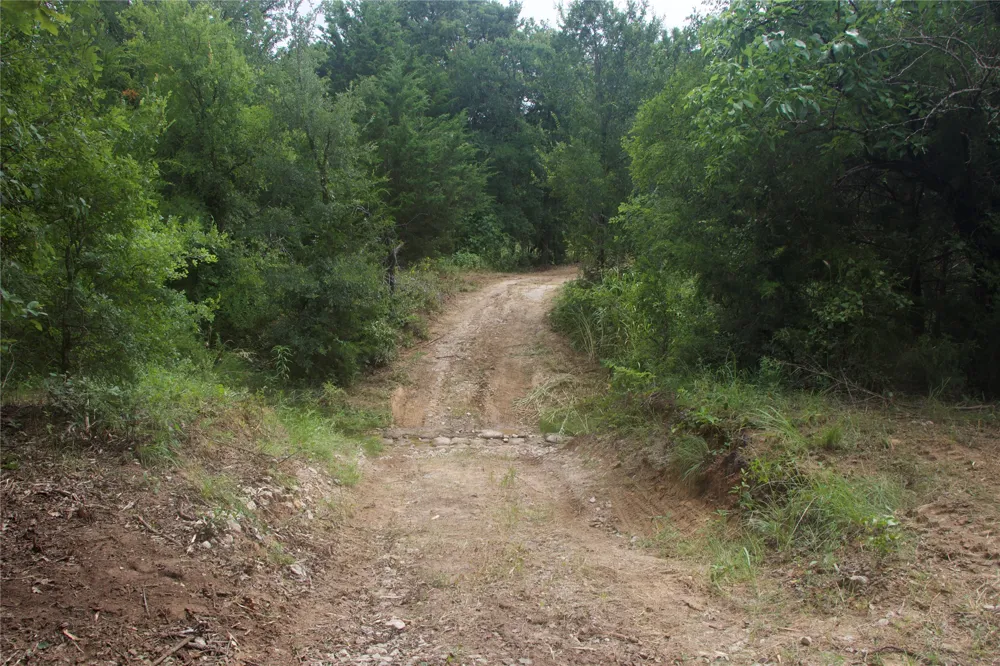 1309 County Road 1895 Sunset, TX 76270