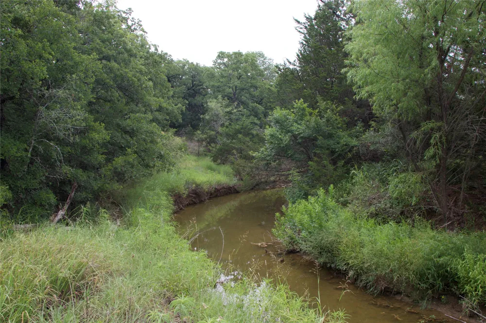 1309 County Road 1895 Sunset, TX 76270