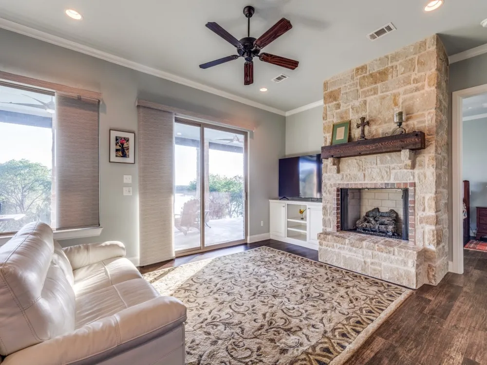 165 Cote D Azur Drive Chico, TX 76431