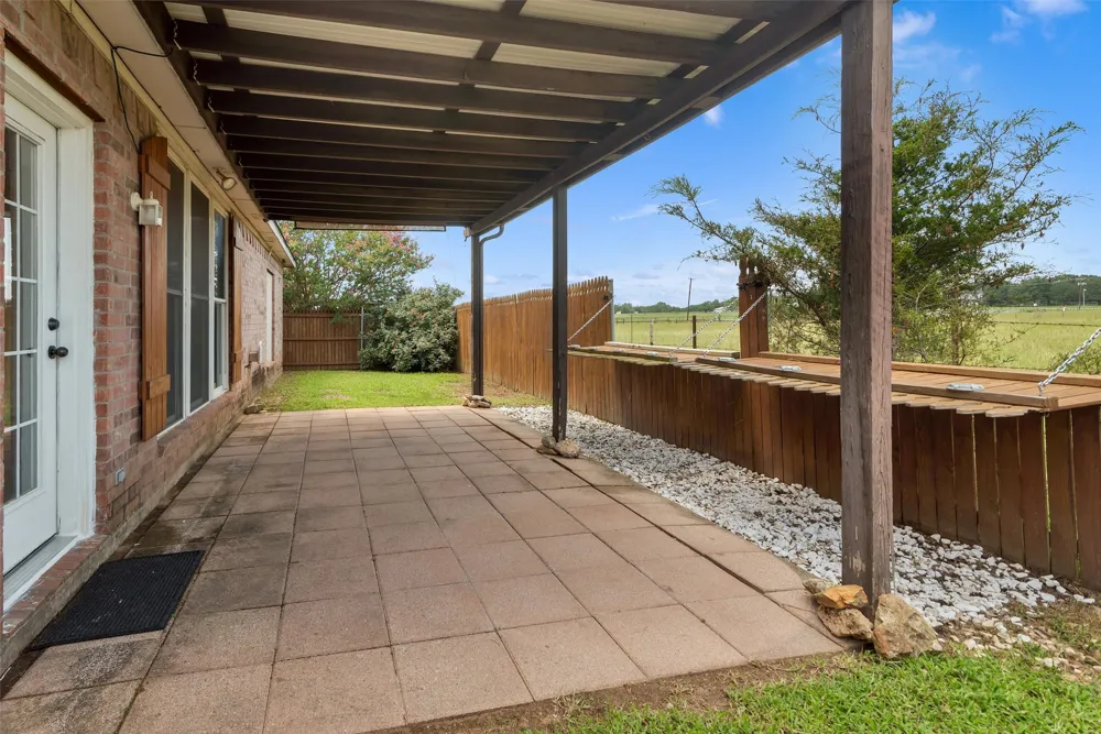 106 Country View Circle Pottsboro, TX 75076