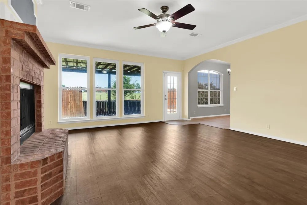 106 Country View Circle Pottsboro, TX 75076