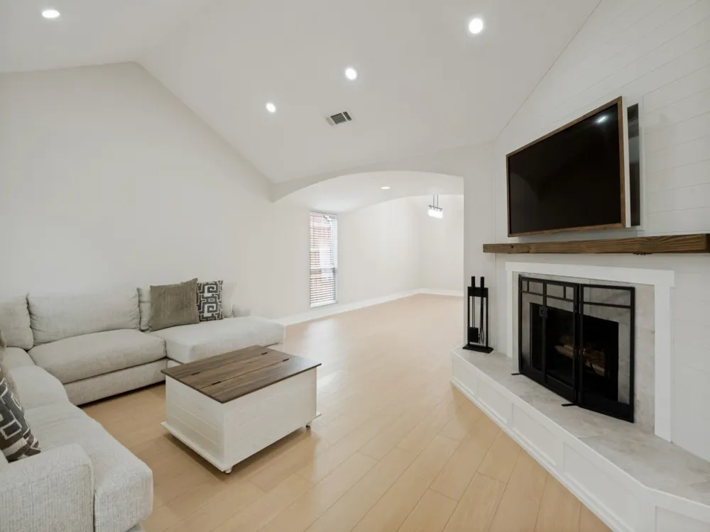 4433 Larner Street The Colony, TX 75056