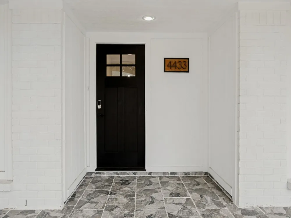 4433 Larner Street The Colony, TX 75056