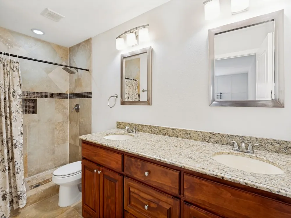 4433 Larner Street The Colony, TX 75056