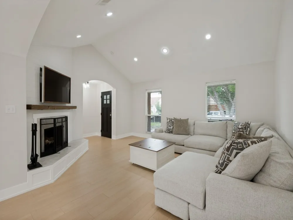 4433 Larner Street The Colony, TX 75056