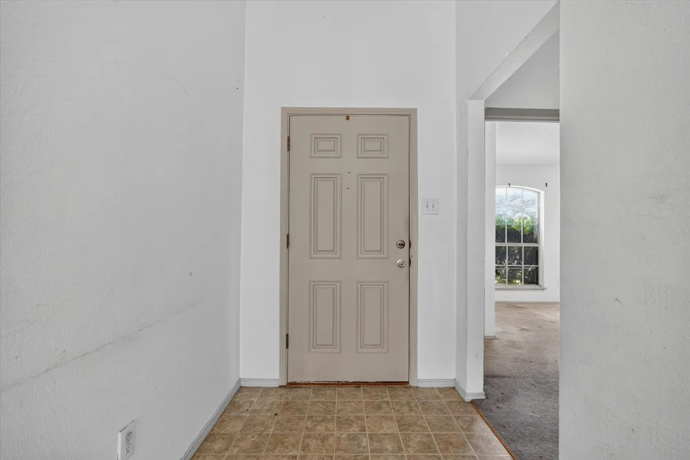 1414 Aviary Drive DeSoto, TX 75115