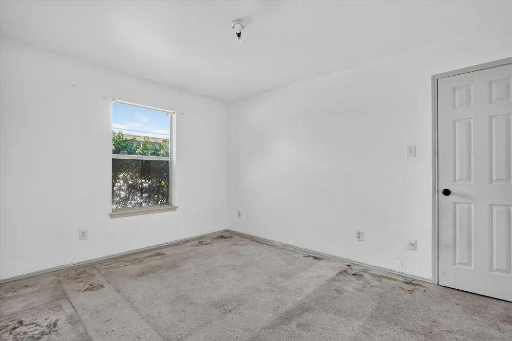 1414 Aviary Drive DeSoto, TX 75115