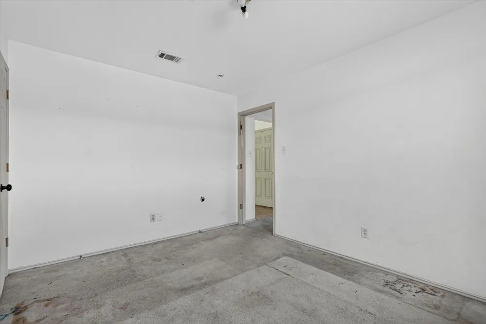 1414 Aviary Drive DeSoto, TX 75115