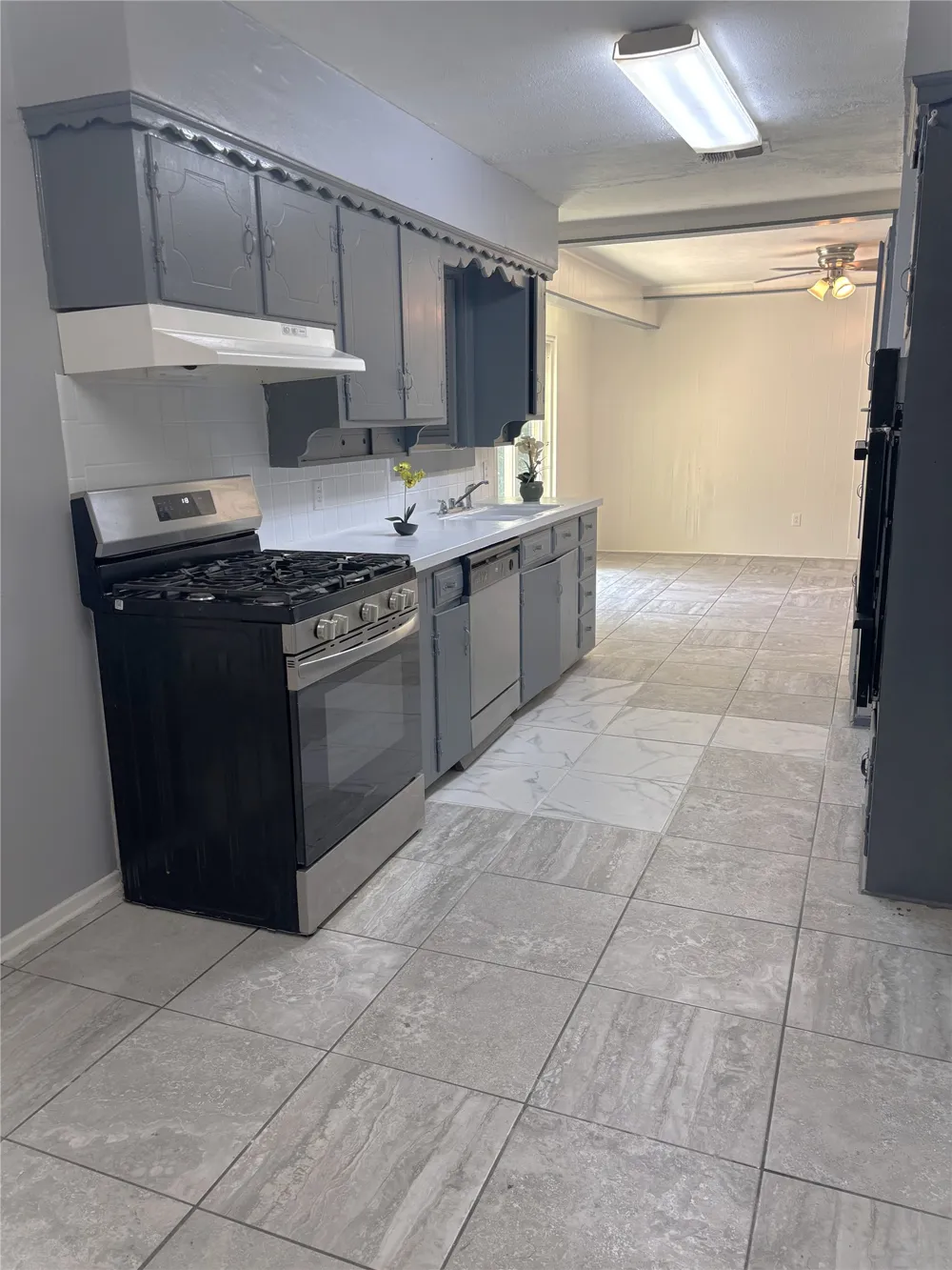 5609 Conlin Drive Fort Worth, TX 76134