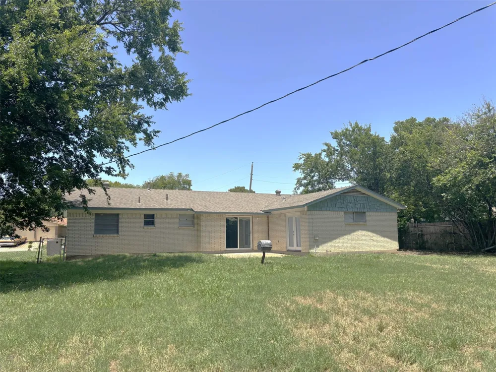 5609 Conlin Drive Fort Worth, TX 76134