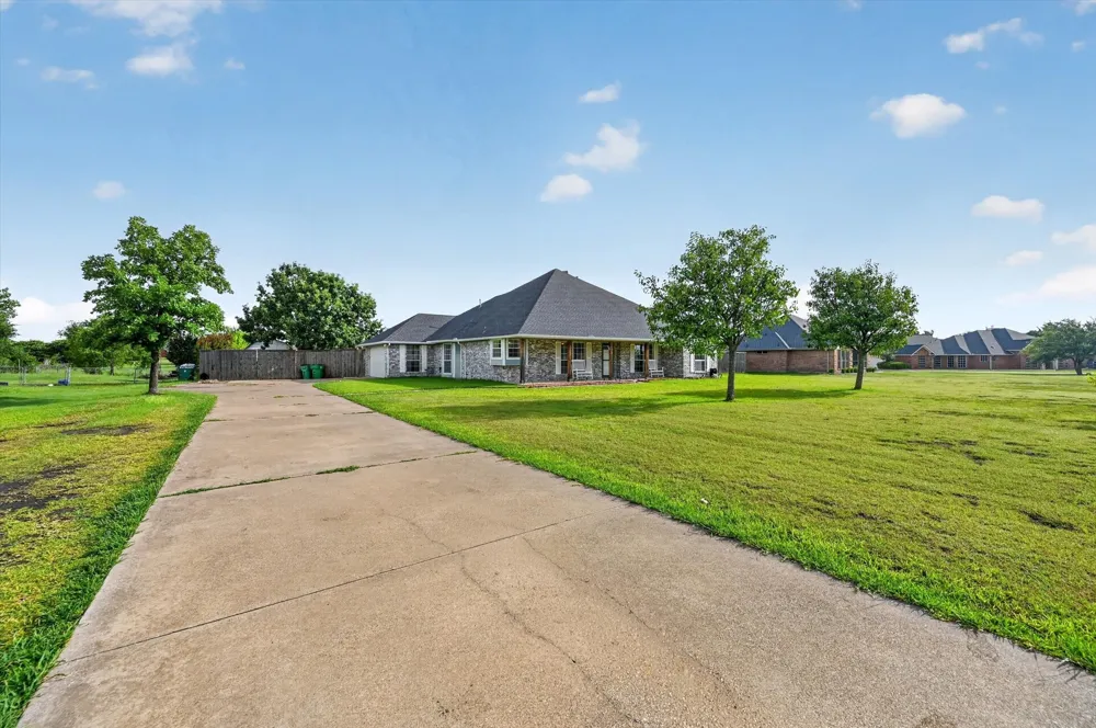 11112 Prairie Lakes Lane Forney, TX 75126